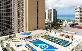Hilton Waikiki Beach Resort & Spa  4*